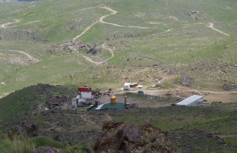 Mount Damavand Tour